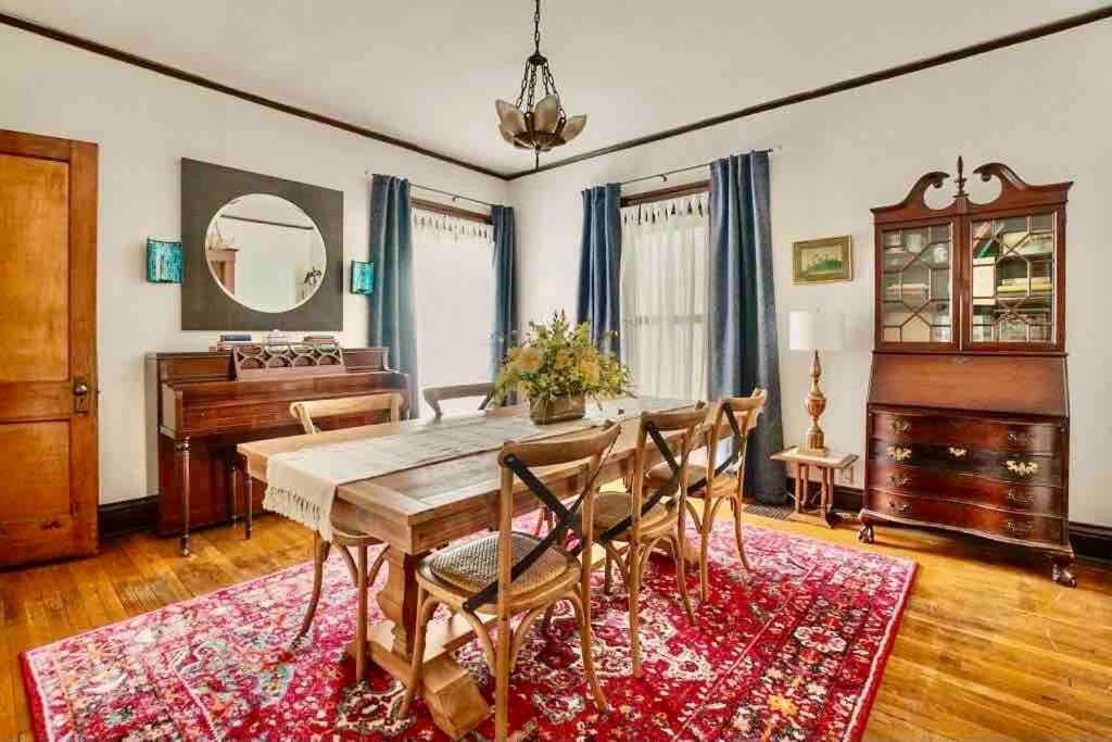 Holiday home Highlands 3 Bedroom - Walk To Bars, Resturants Louisville
